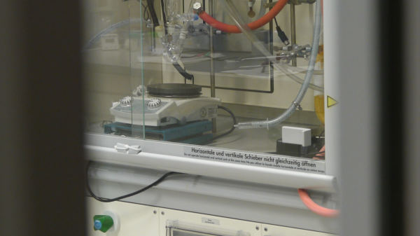 Blick ins Chemielabor AK Gutmann
