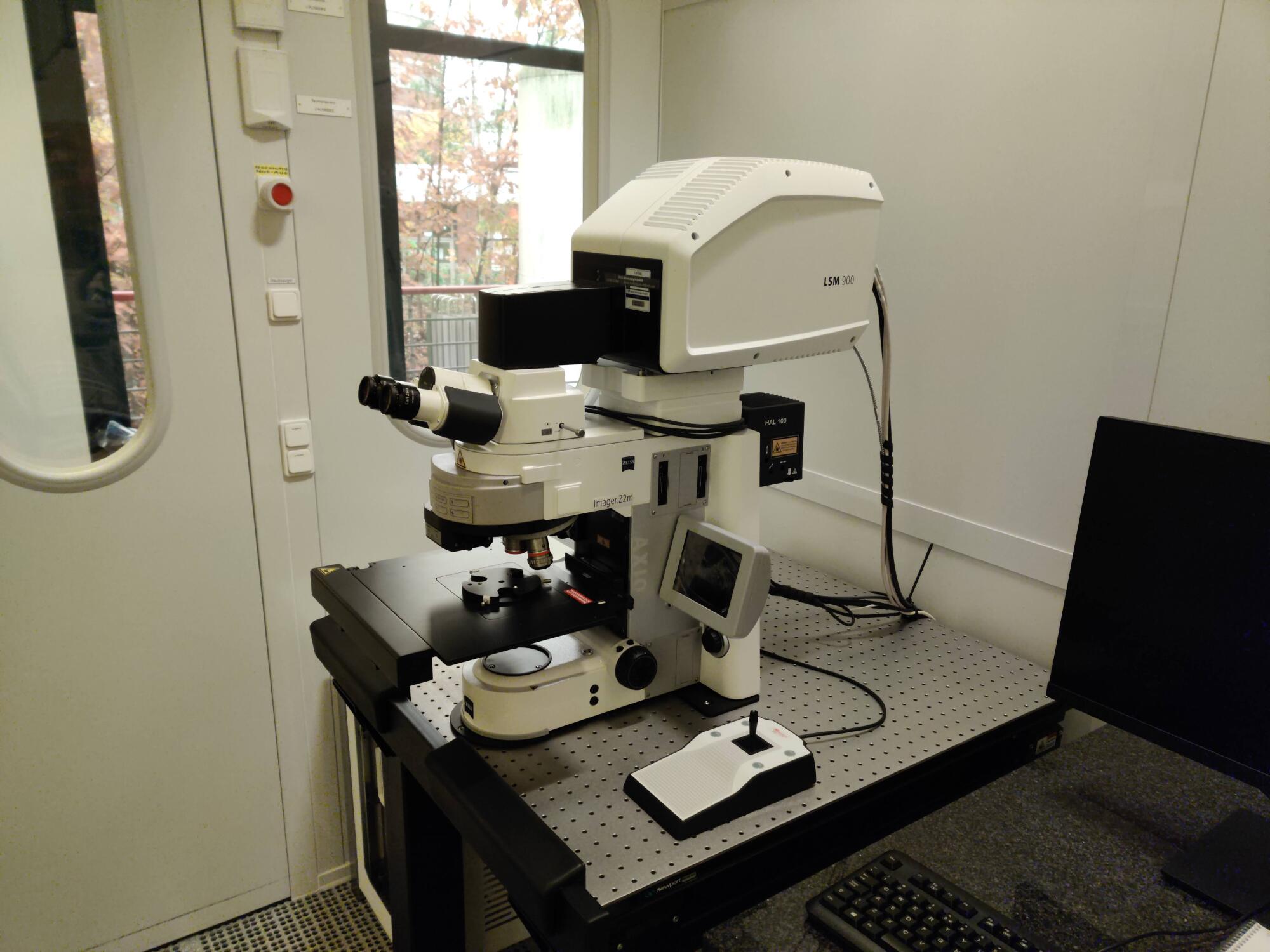 Konfokalmikroskop der Firma Carl Zeiss