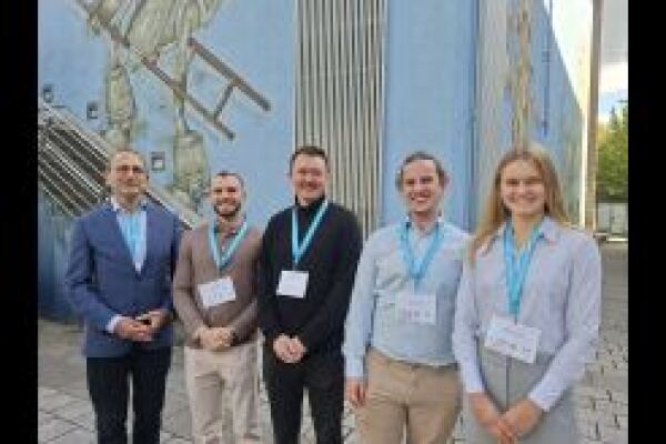 AG Thermodynamik auf dem Thermodynamik-Kolloquium 2025