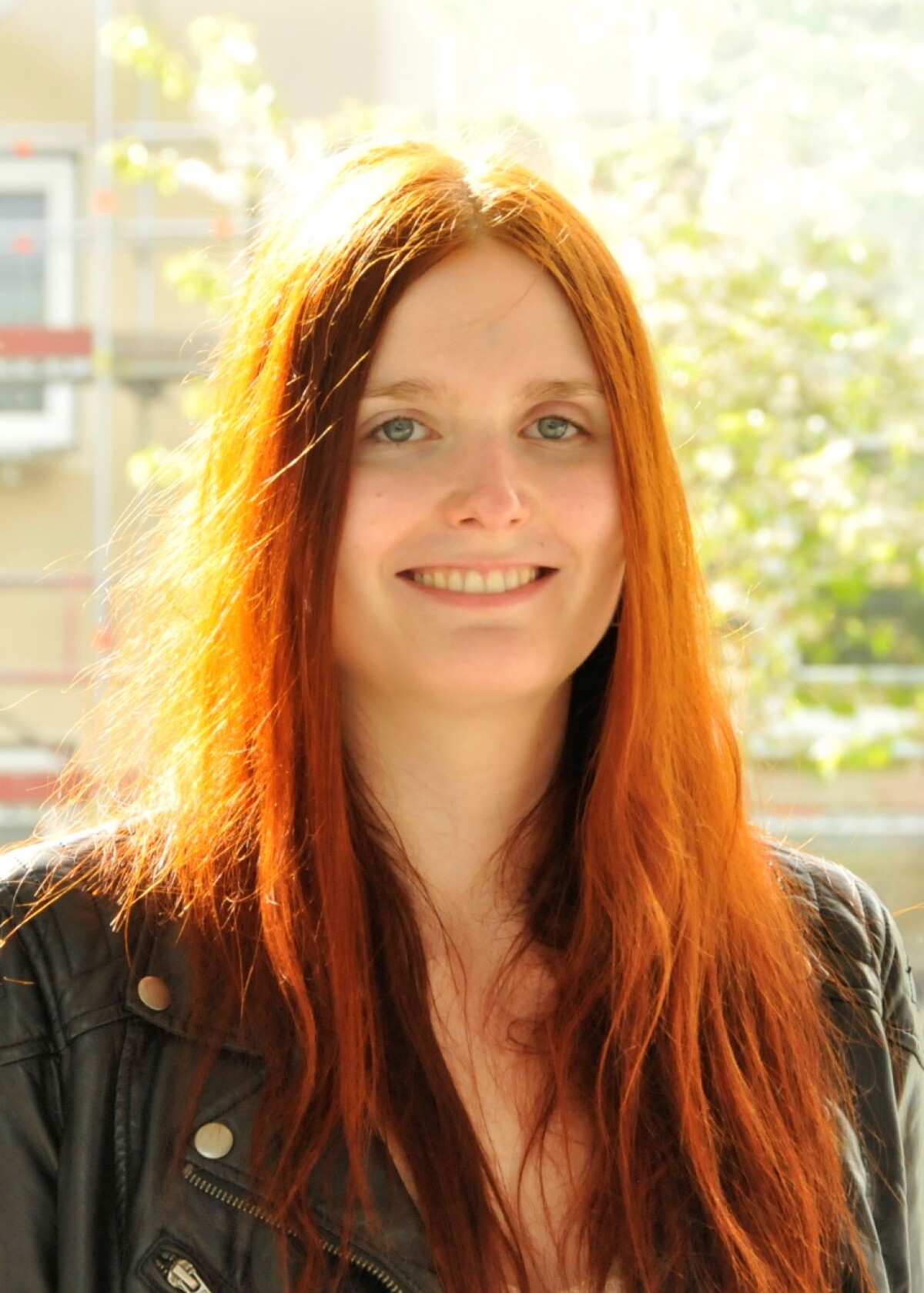 This photography shows a portrait of Charlotte Piwek-Mengede.