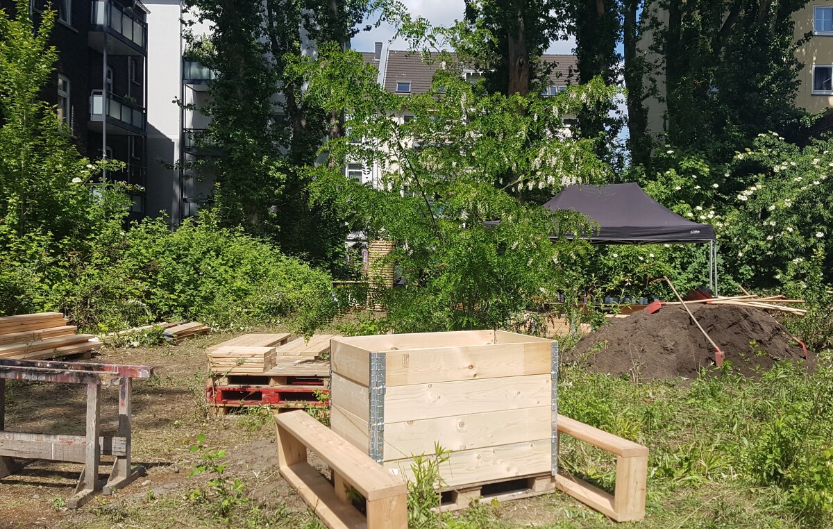 Picture of an urban gardening project under construction in Dortmund
