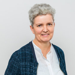 Dr. Daniela Böhringer