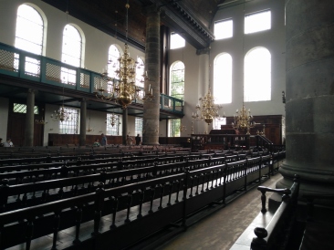 Portugiesische Synagoge in Amsterdam von innen