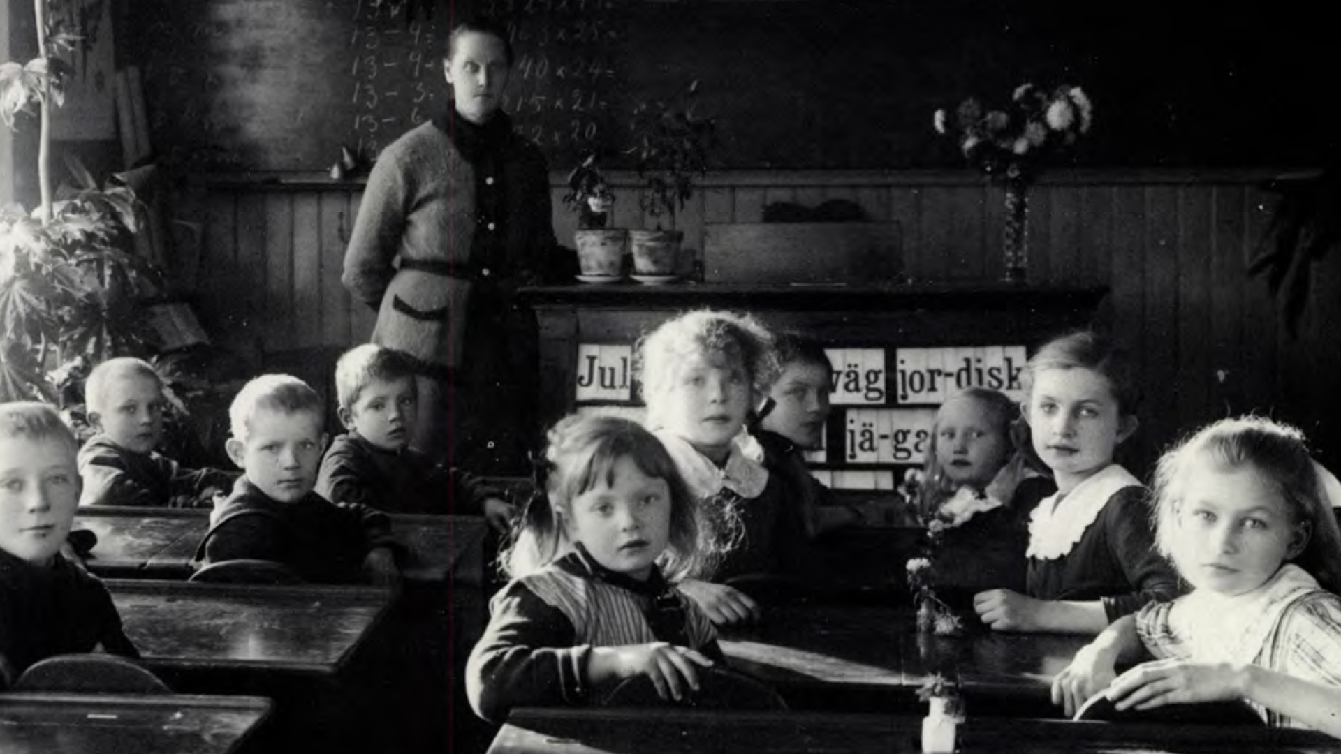 a classroom in a village in northern Sweden in the 1920s