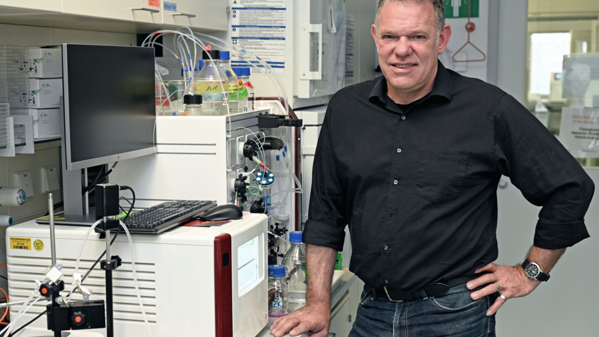 Bernd Giebel im Labor