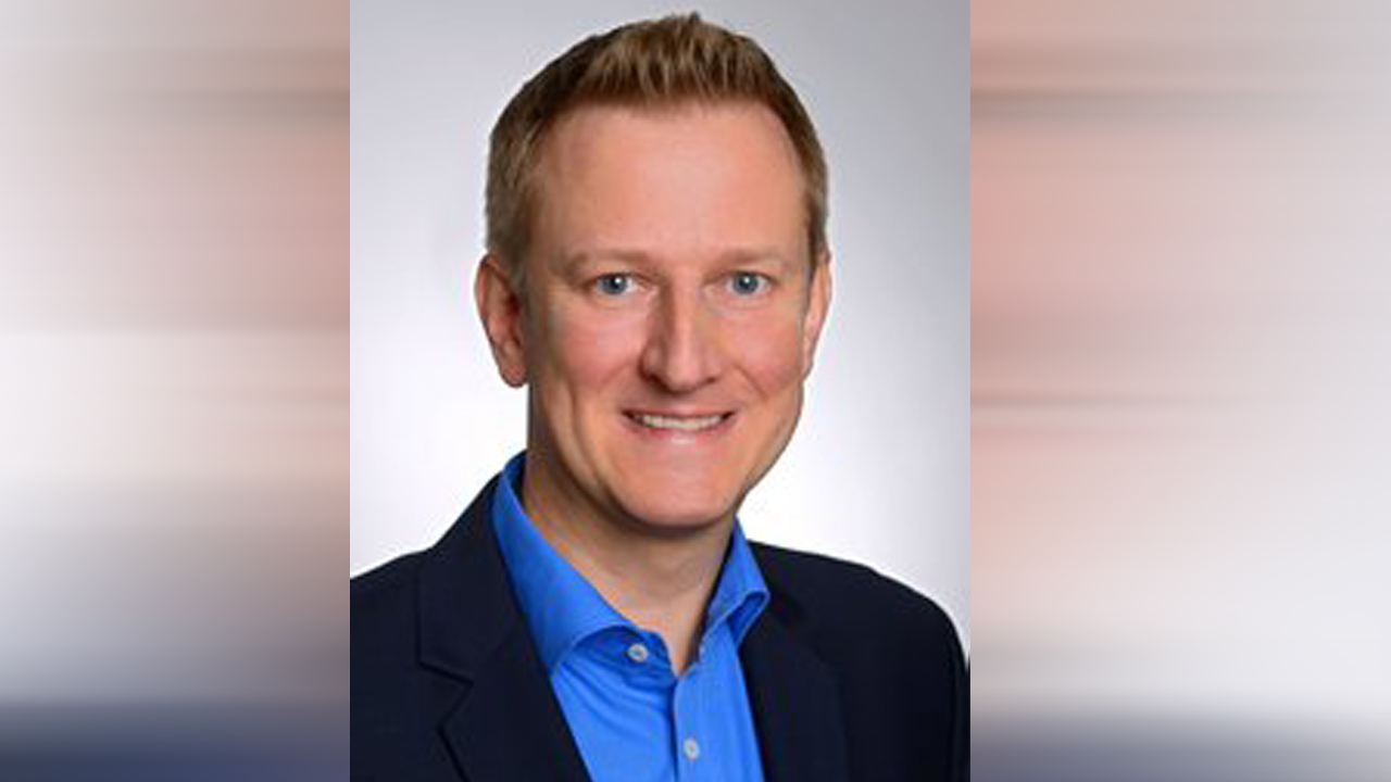 Portrait Prof. Torsten Brinda