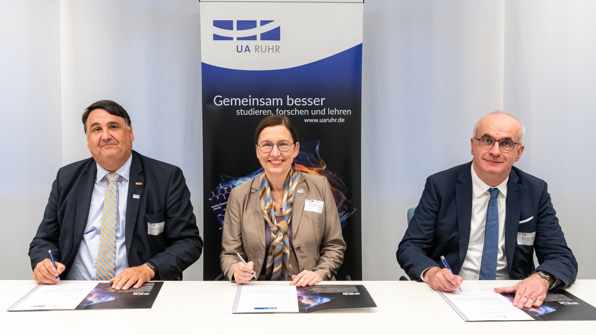 Unterzeichnung Magna Charta der UA-Ruhr Partner