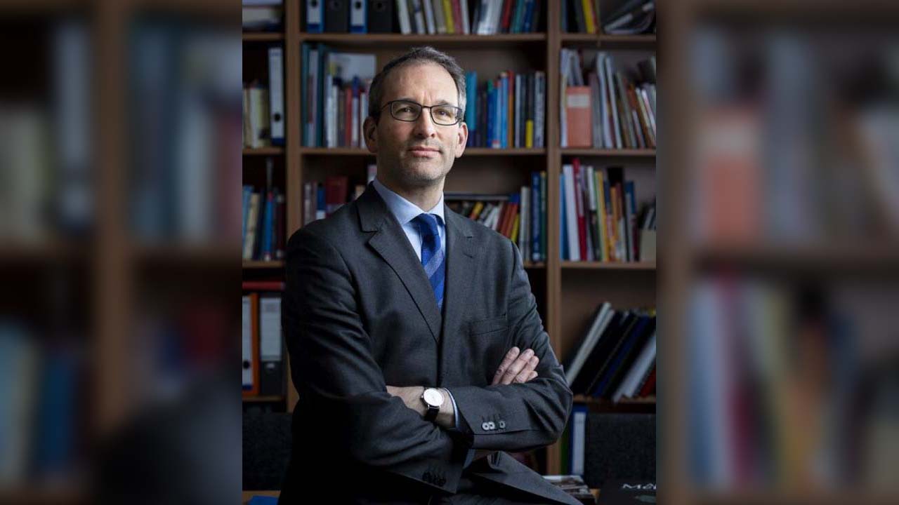 Porttraibild von Prof. Dr. Jens Martin Gurr