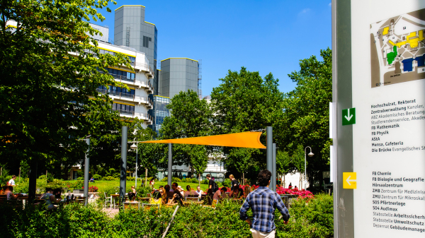 Foto des Hauptcampus der Universität Duisburg-Essen