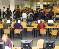 Andrang an der Infotheke
